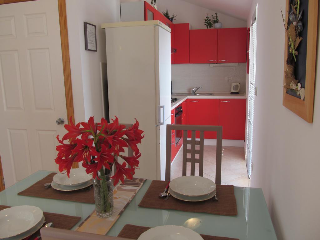 Apartment Danese Promajna Pokój zdjęcie