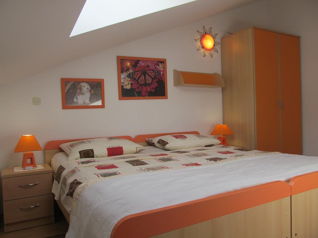 Apartment Danese Promajna Pokój zdjęcie